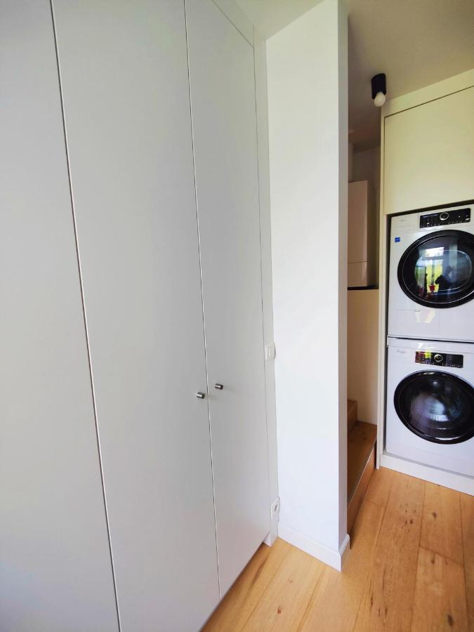 Traditional Chic, High Ceilings' Apt Aircos And Garage 安特卫普 外观 照片